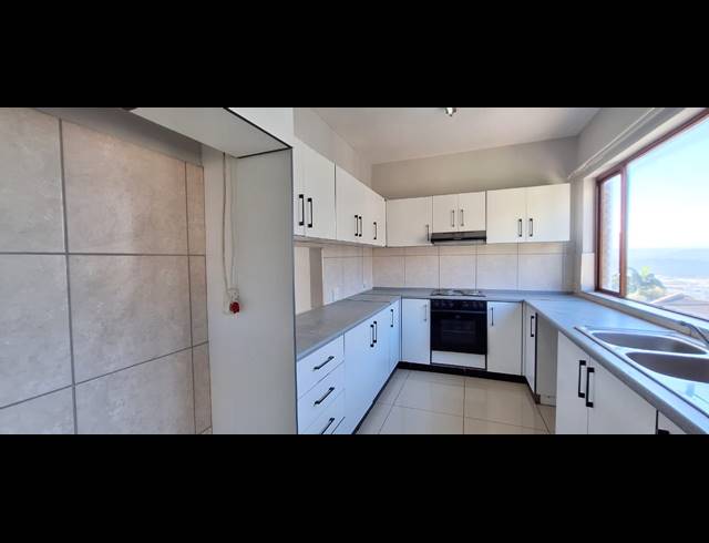 3 BEDROOM APARTMENT RENTED IN MORNINGSIDE